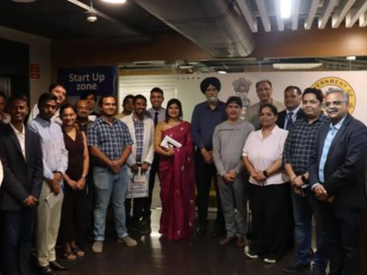 DPIIT Secretary Leads Delegation to K-tech MeitY Nasscom CoE for IoT & AI in Bengaluru