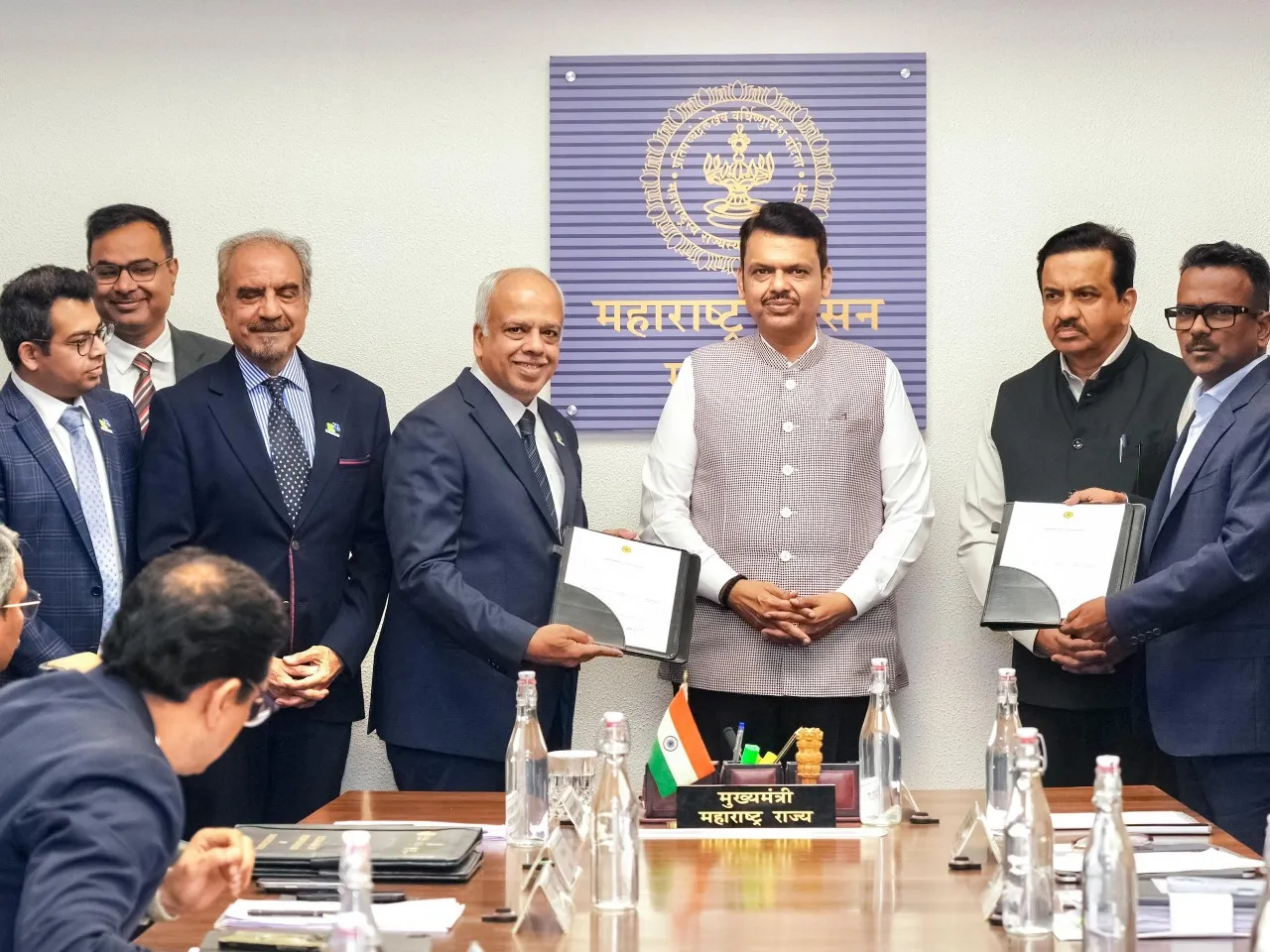Jupiter International Signs MoU with Maharashtra Govt for Integrated Solar Manufacturing Facility