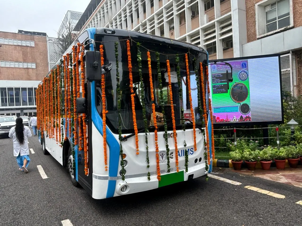 EKA Mobility x AIIMS