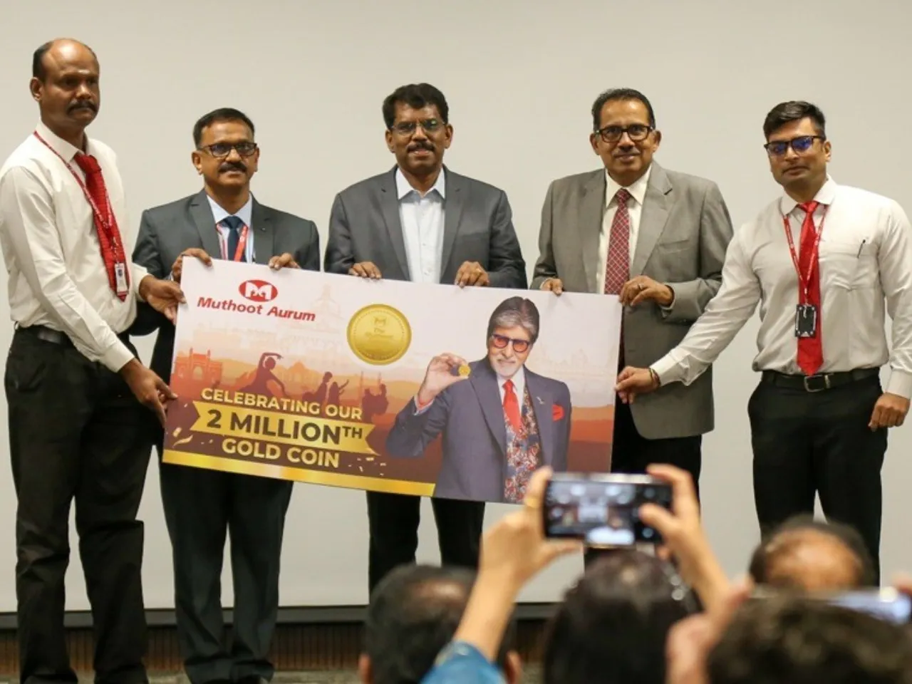 Muthoot Aurum