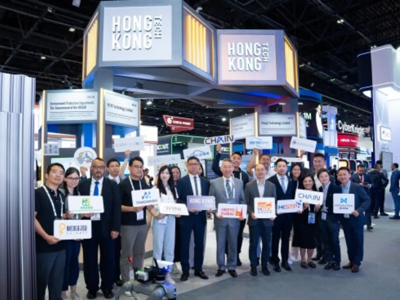 HKSTP Showcases Hong Kong Innovation at GITEX Global Dubai