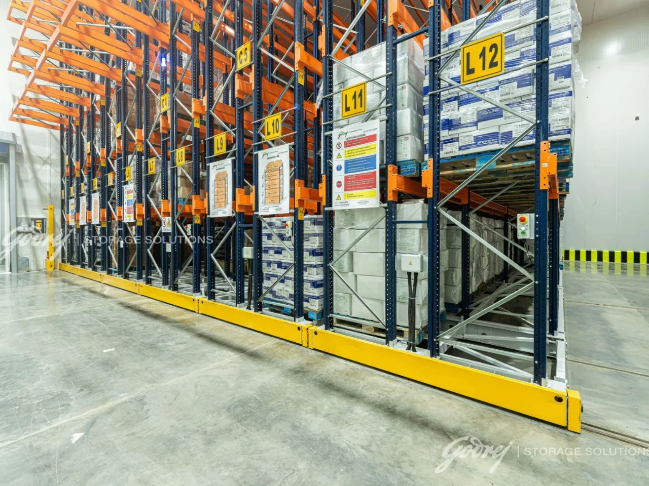 Mobile Pallet Racking system by Godrej Enterprises 2