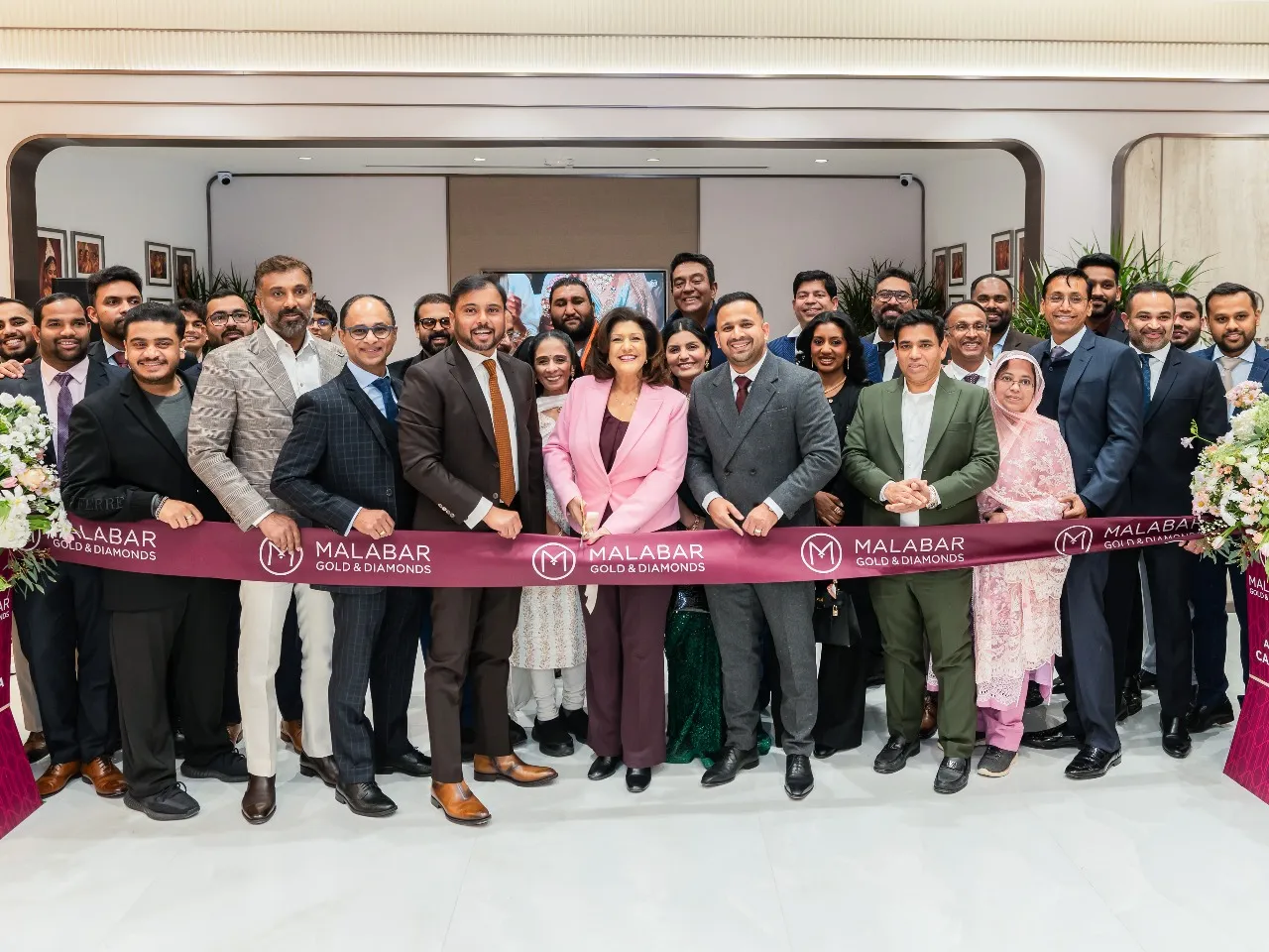 Malabar Gold & Diamonds Launches Showrooms In Texas And Ontario