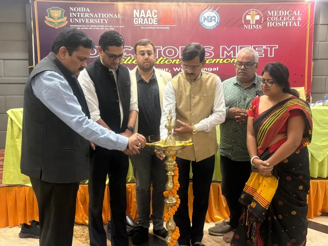 Noida International University