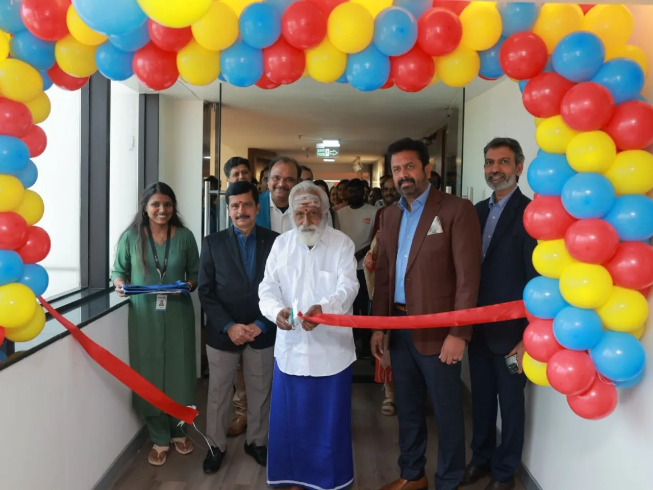 embedUR - Office expansion