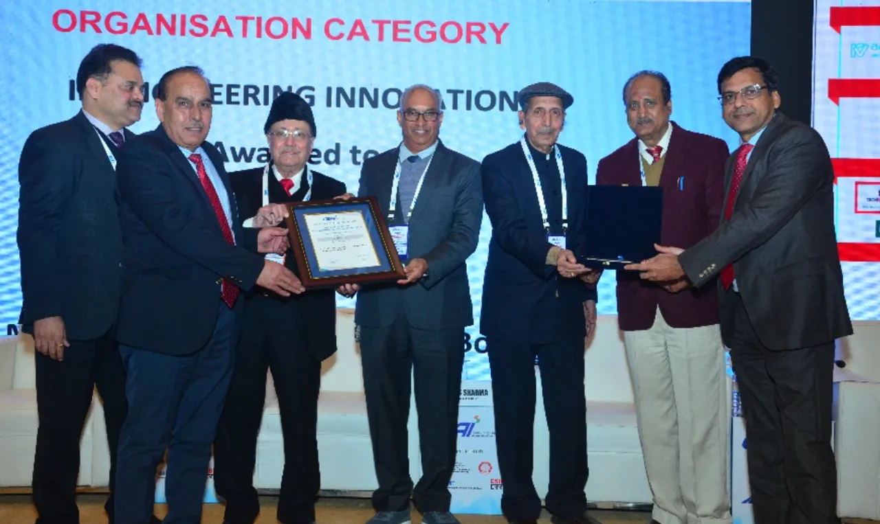 The CEAI Award for ‘Engineering Innovation’ being presented to RITES officials at a ceremony in New Delhi