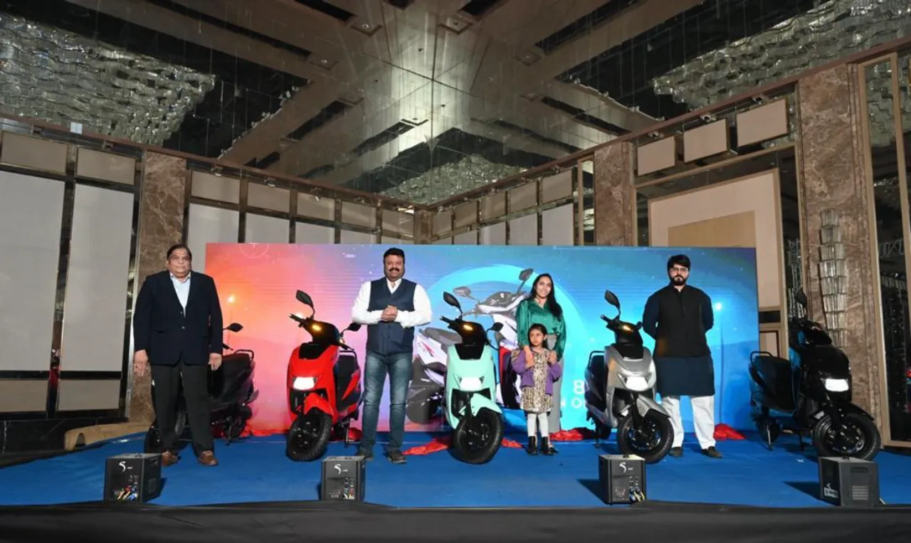 Caption (L-R)_ Mr. Pradeep Kawdiya, Mr. Dharmendra Choksi, Ms. Shivani Choksi, Mr. Amit Choksi