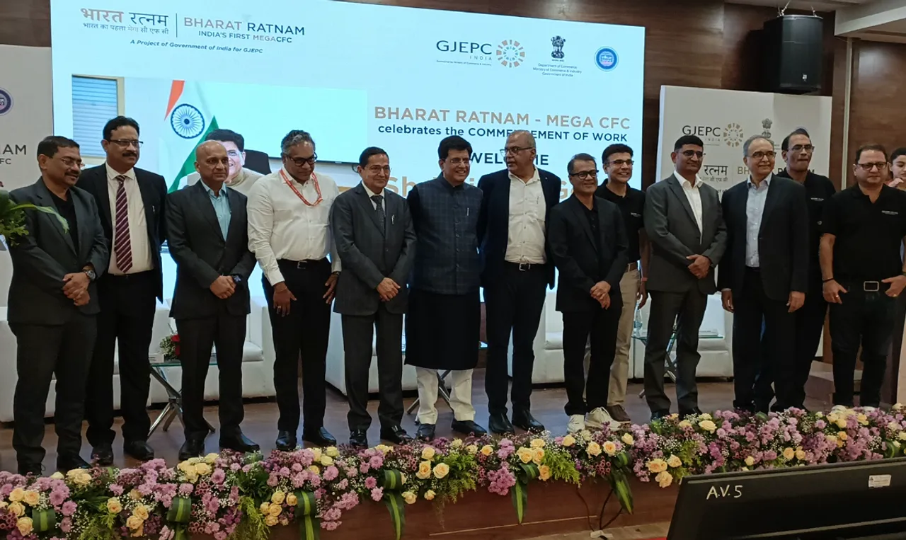 Piyush Goyal inaugurates seepz