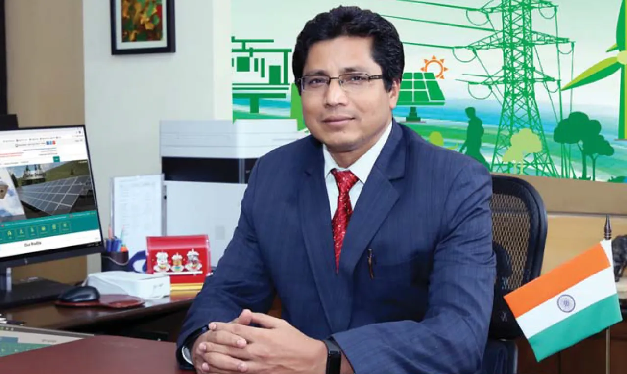 Pradip Kumar Das, Chairman & Managing Director of IREDA