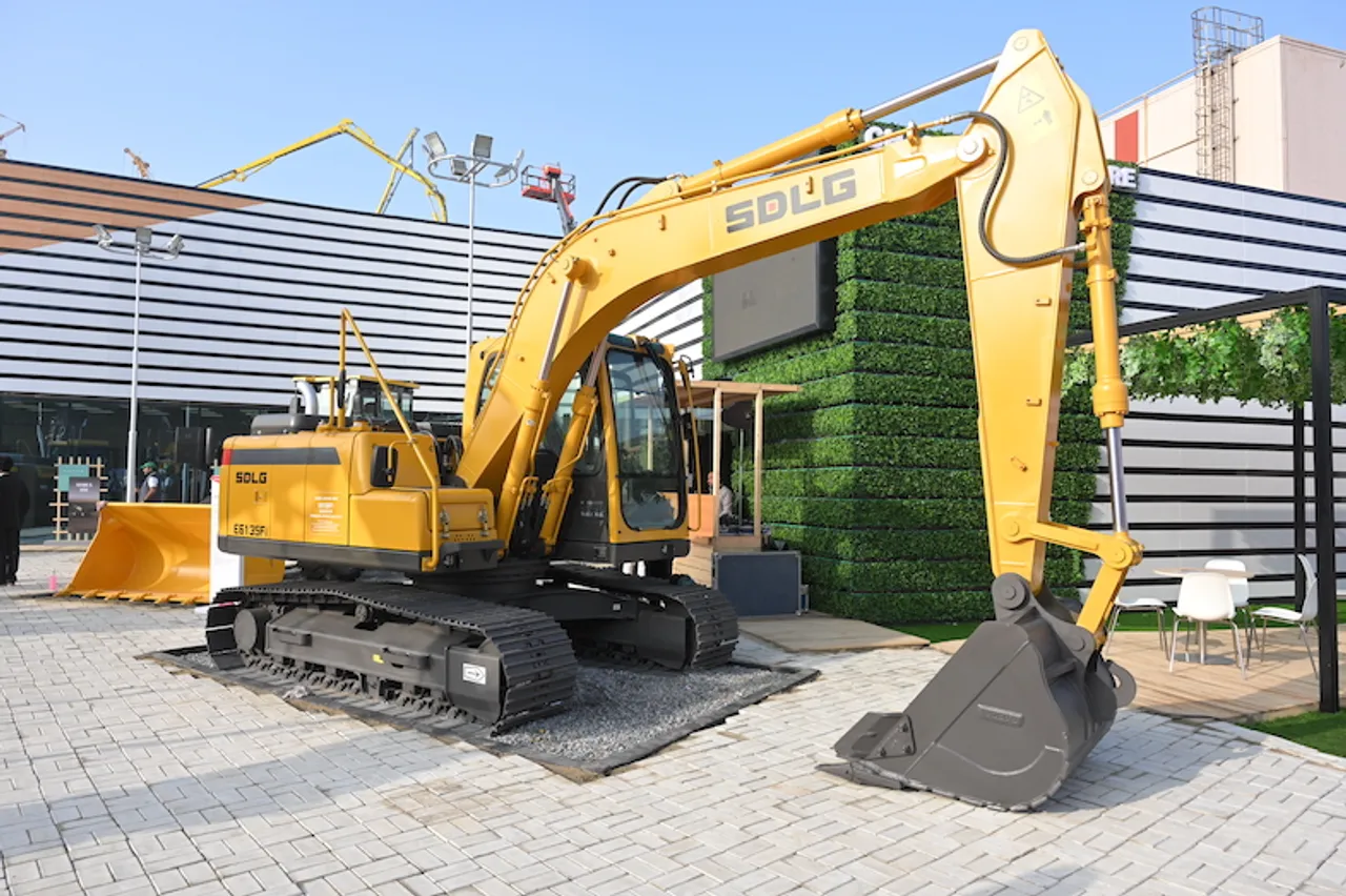 SDLG Excavator E6135Fi