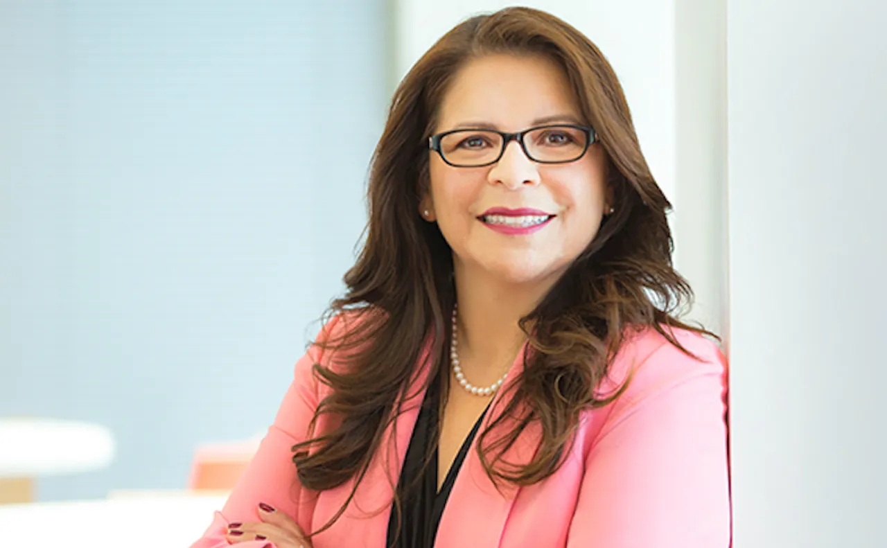 Laura Quintana, Cisco