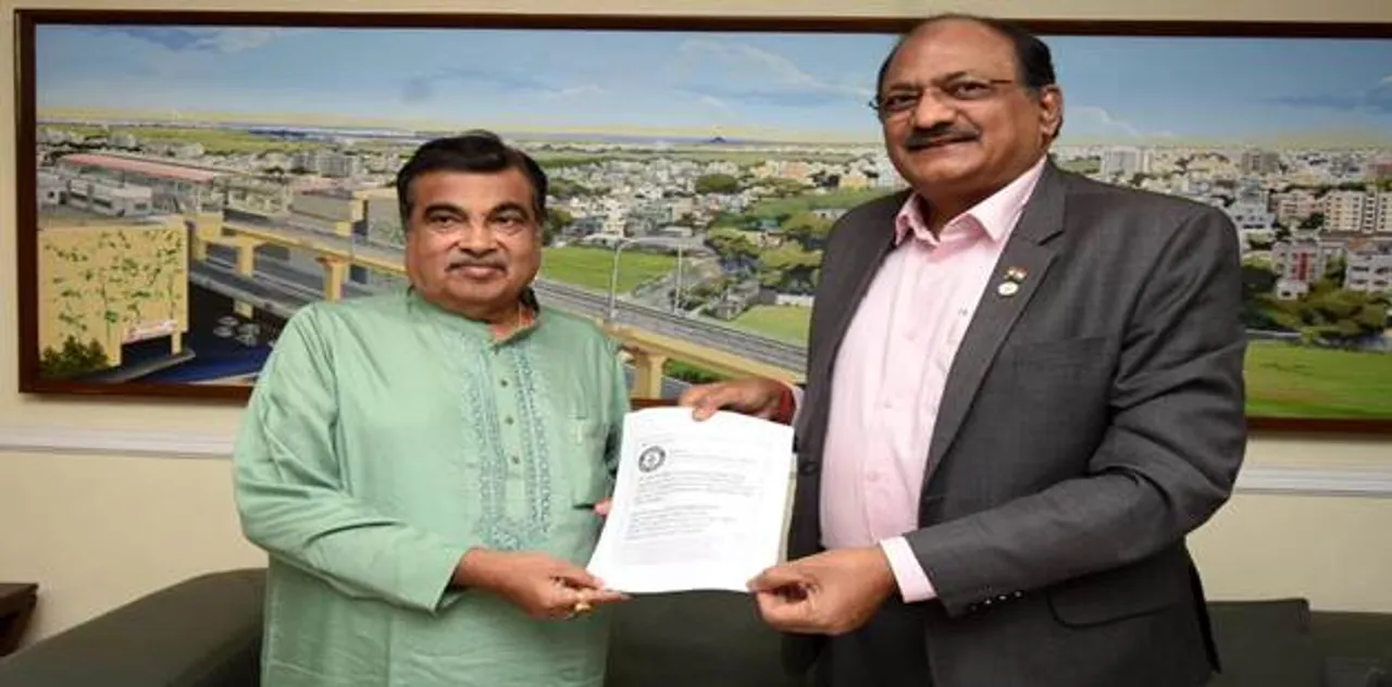 Nitin Gadkari, NHAI