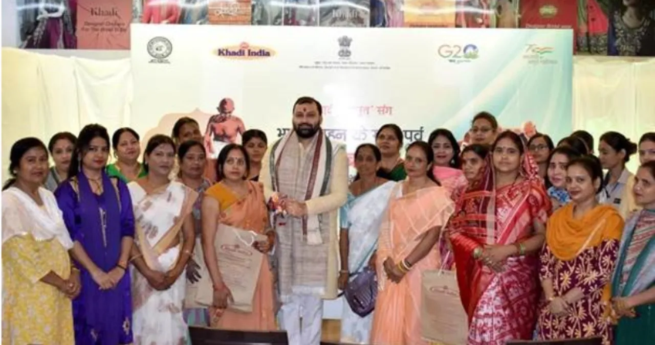 Raksha Bandhan Celebration, Chairman KVIC