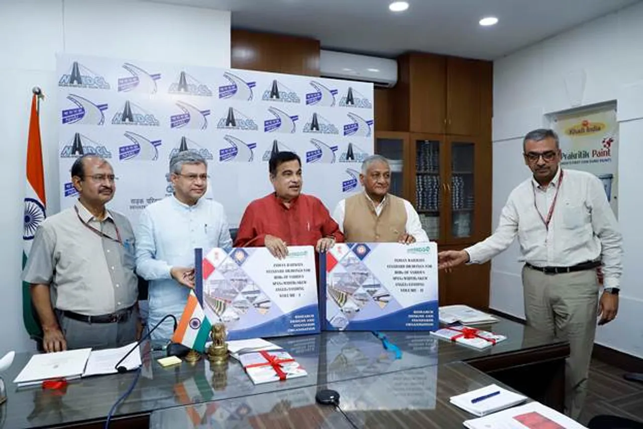 Nitin Gadkari, National Highways