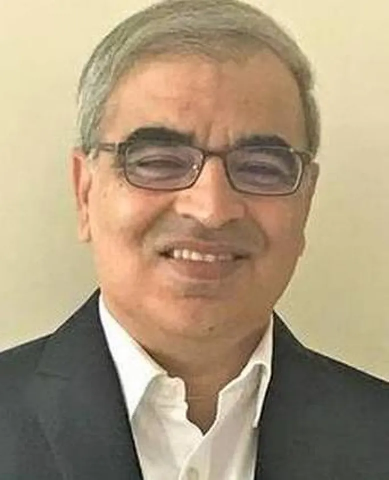 Hemant Khurana, Saint Gobain