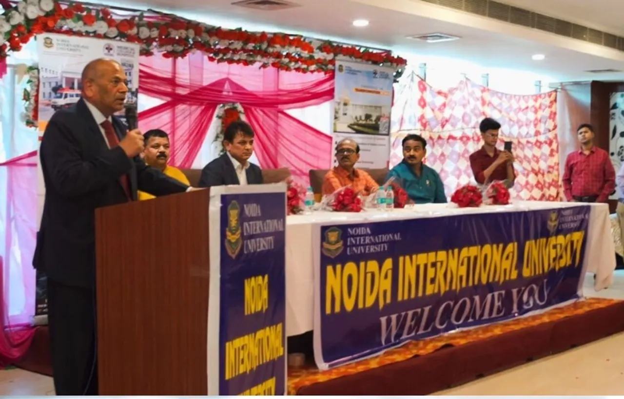 Noida International University
