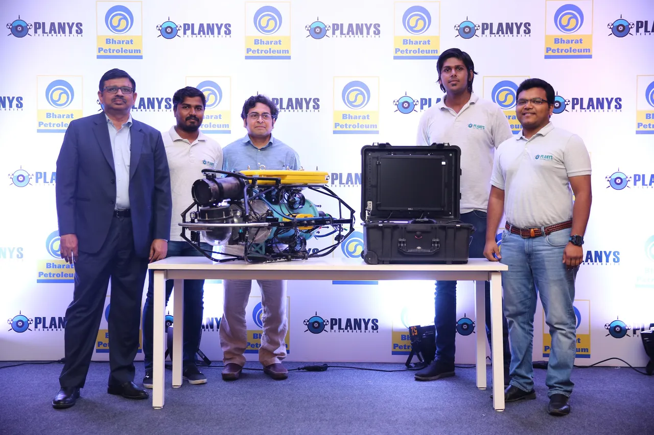 Planys Core, MIKROS