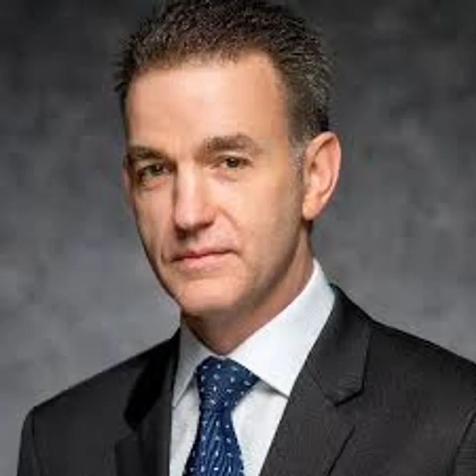 Julian Prower, Dun & Bradstreet