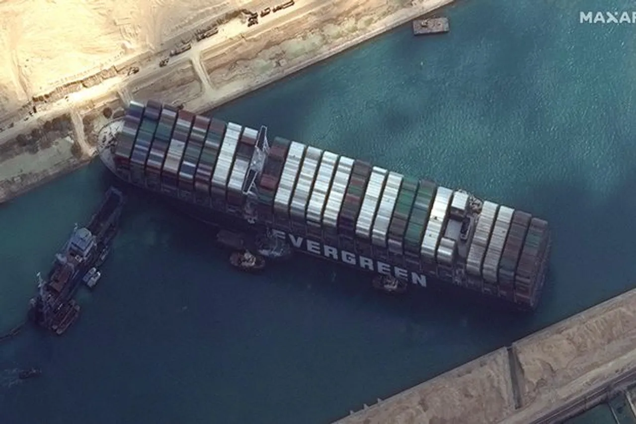 Suez Canal Traffic