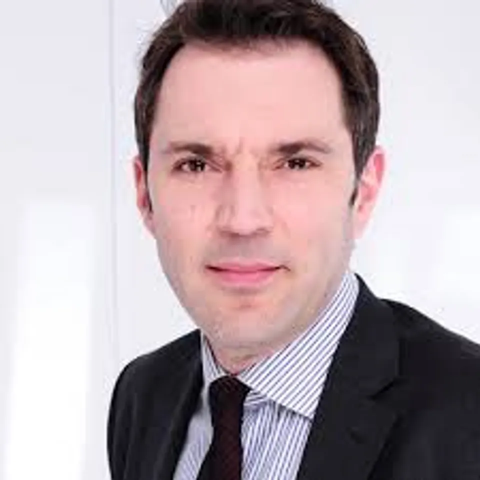 Alex Schlager, Verizon