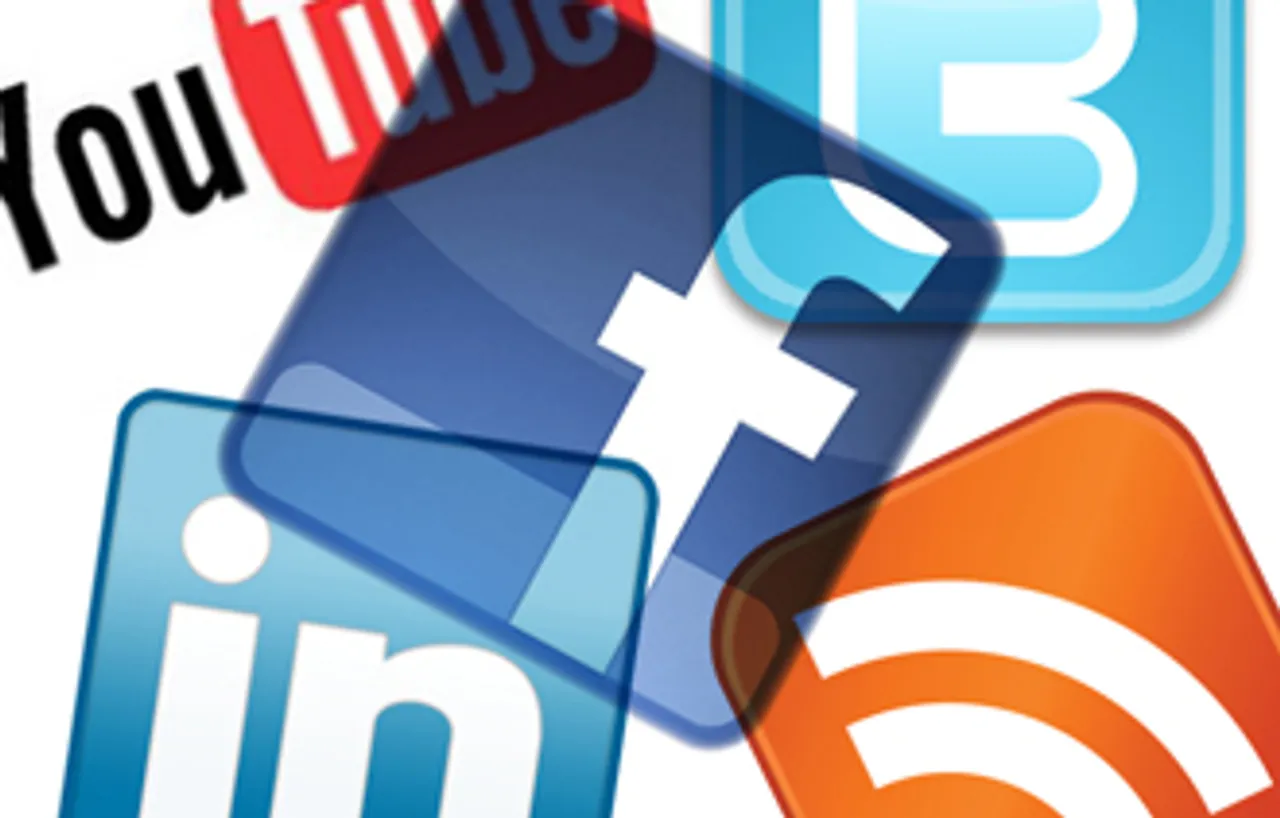 When Facebook Met Twitter