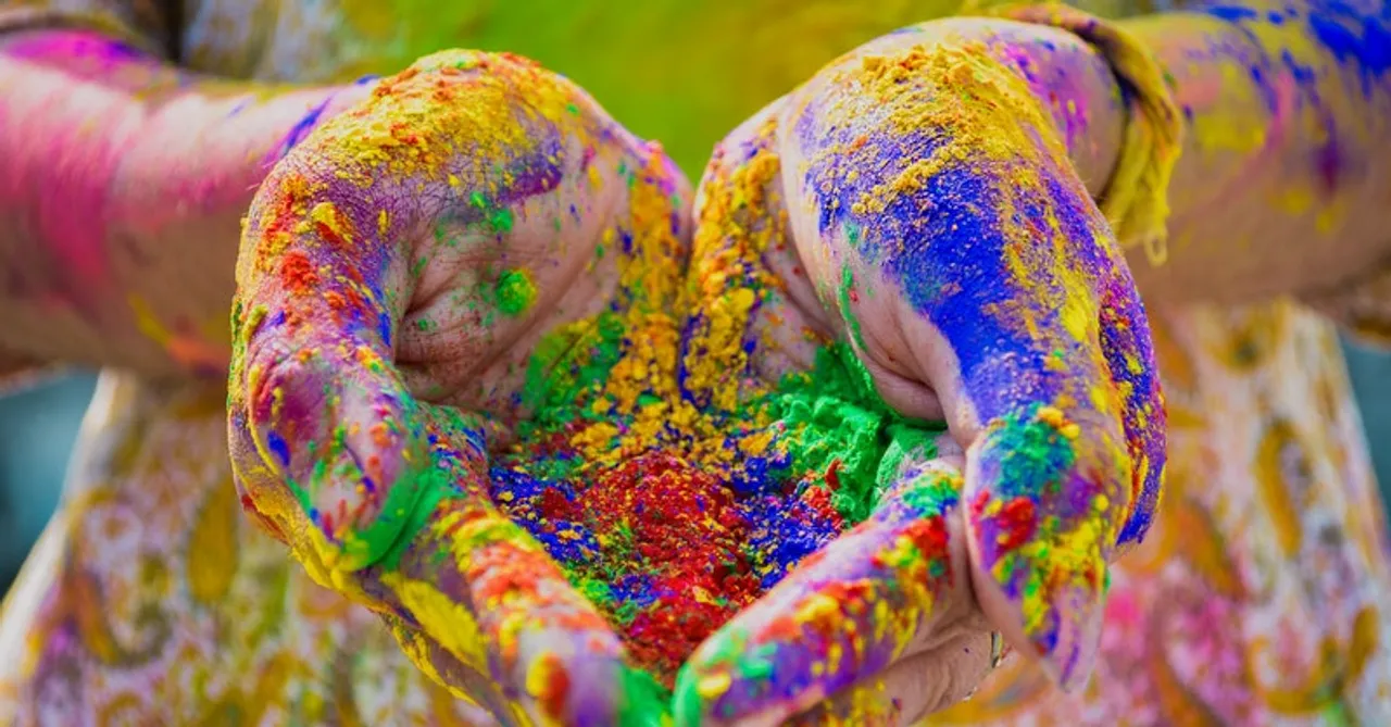 Holi 2022 Campaigns & Creatives that streaked with vibrant colors