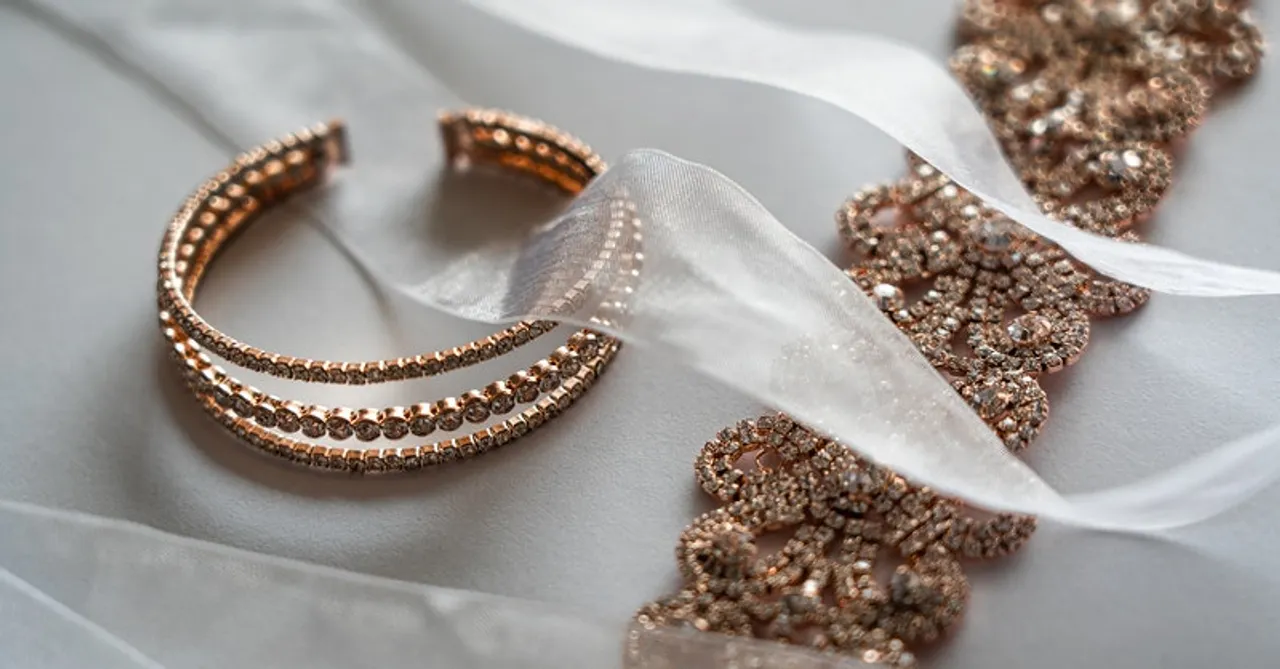 White Rivers Media Reliance Jewels