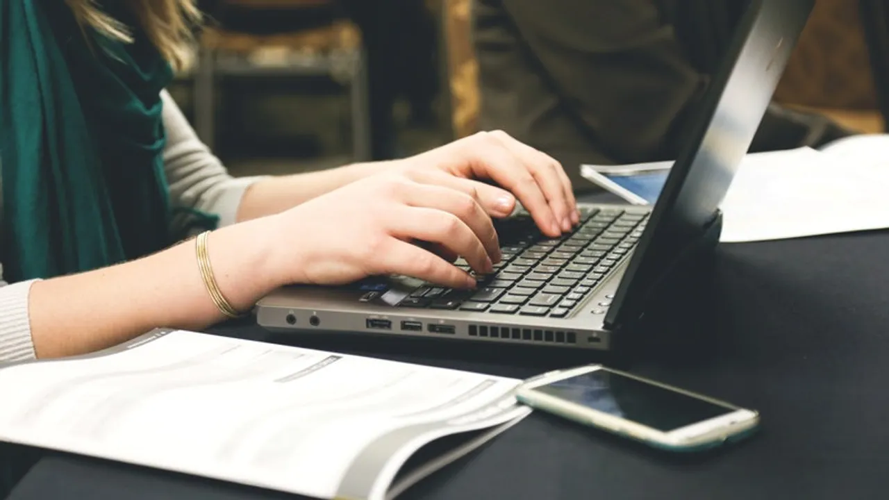 advantages of content reviewing