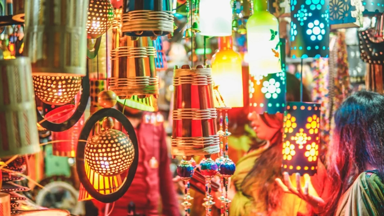Festive Advertising: Importance of seasonal marketing campaigns