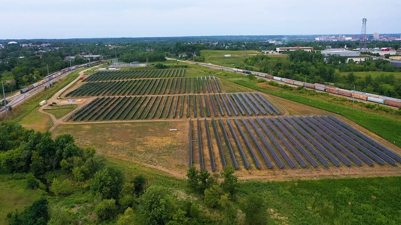 Pleasant Creek Solar was developed in two phases by Duane Arnold Solar LLC, adding 50 MW in March 2024 and 150 MW in December 2024. 