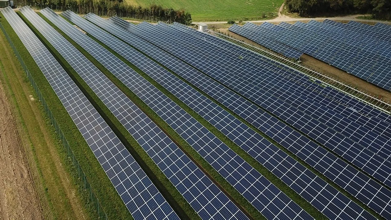 Ostrea Solar has created about 250 construction jobs and is projected to bring $15 million in tax revenue to Yakima County. 