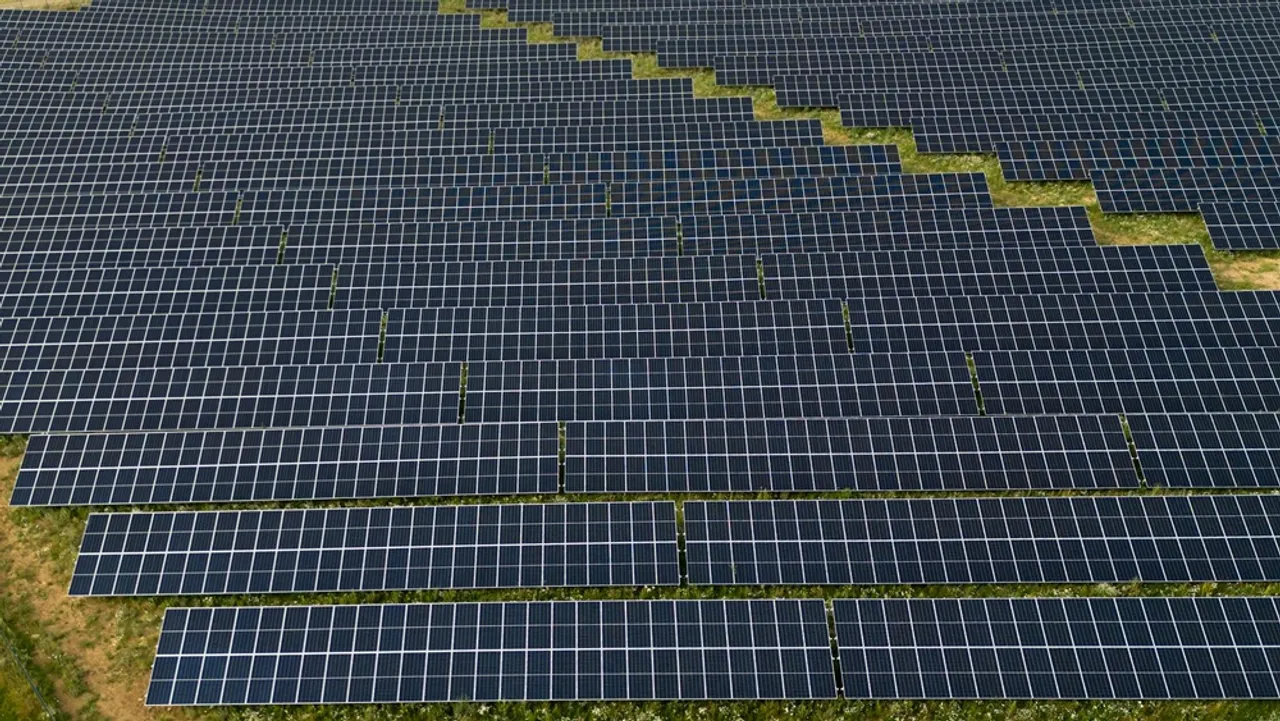 GameChange Solar scaled utility projects in desert and remote regions using its Genius Tracker across Egypt, Uzbekistan, and wider MENA. 