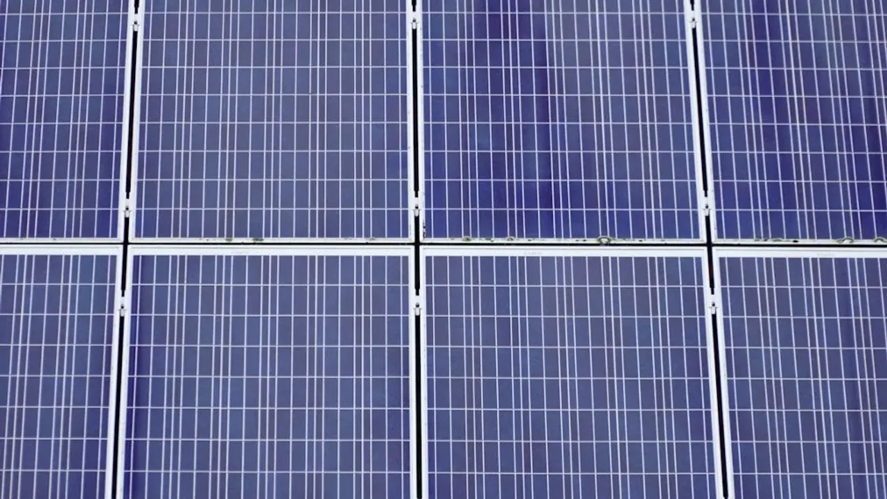 A second phase has been planned to add 45 MW, expanding the total capacity to 80 MW after full completion. 