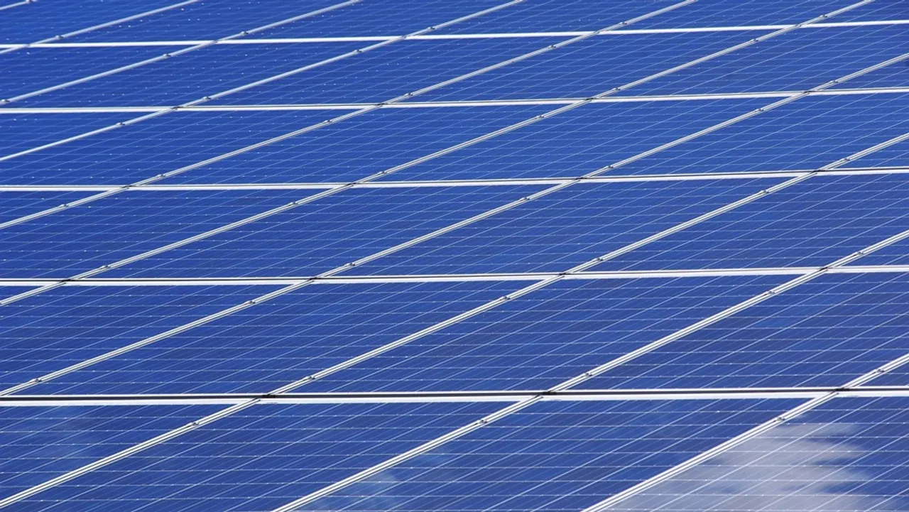 India added 25 GW of renewable energy in 2024, marking a 34.63 percent increase over the previous year’s additions. 