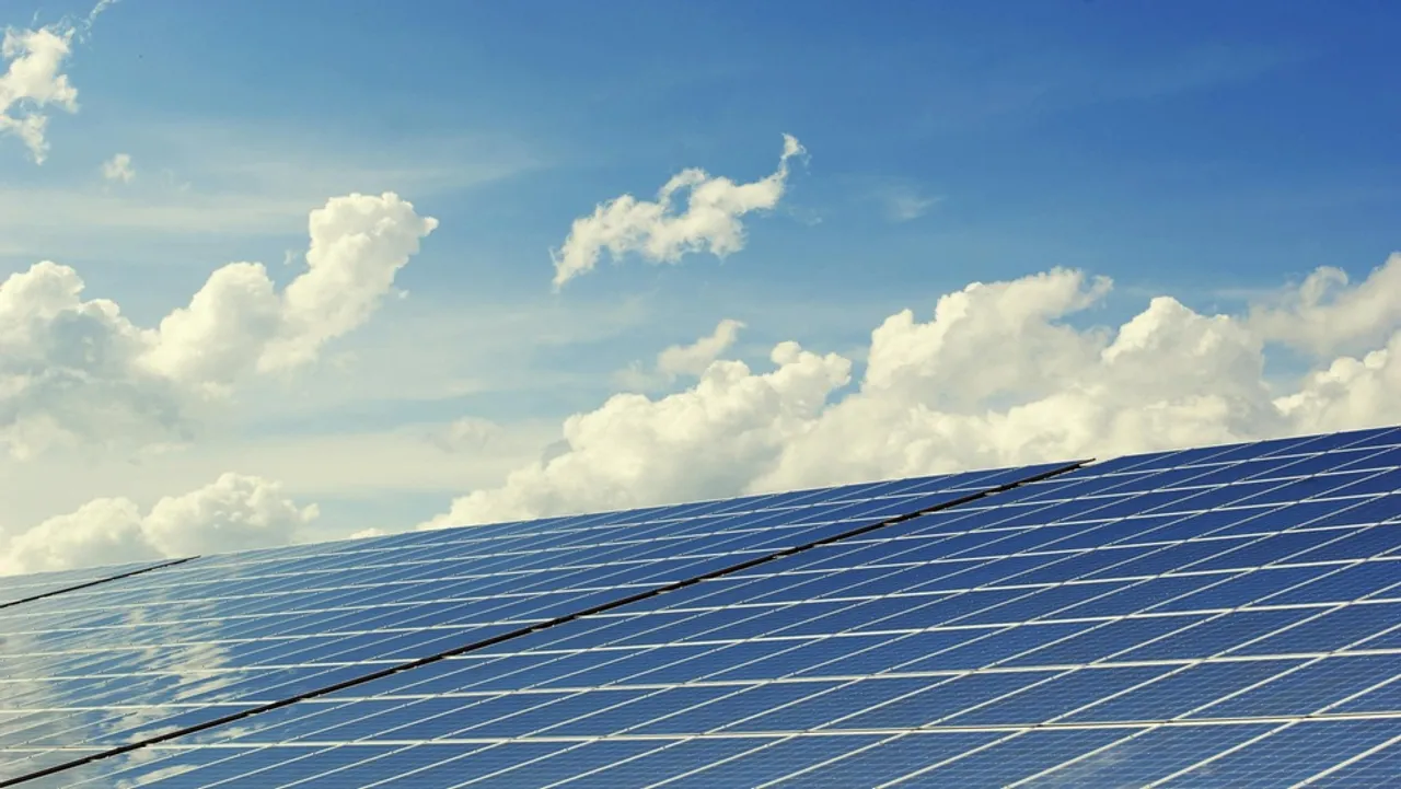 Local collaboration has helped Potentia deliver the Girgarre Solar Farm’s 93 MW capacity across 250 hectares. 