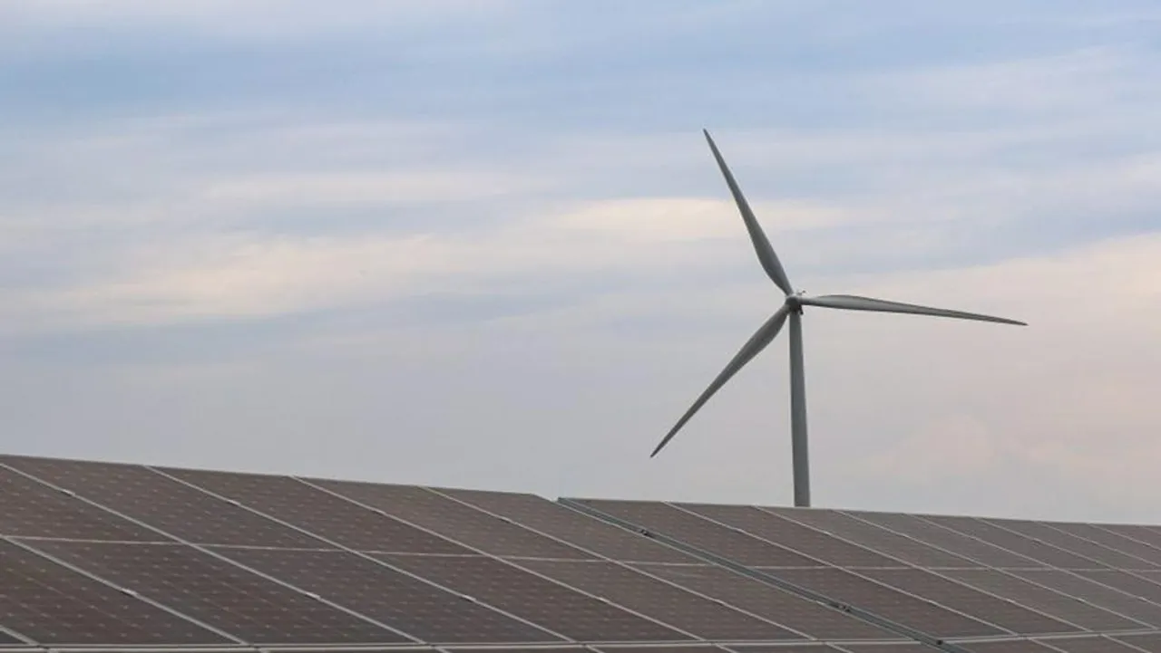 Greenvolt Spain portfolio sale to Transiziona marked €530 million in 2025 asset deals including earlier Poland divestments. 