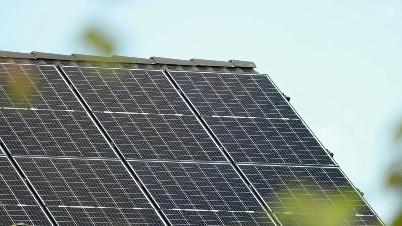Only 1.2 GW of the 5 GW total capacity has central aid eligibility based on connected irrigation pump data from 2.45 lakh units 
