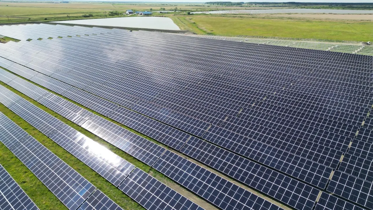 The CEF Chișineu-Criș solar park has been designed to supply nearly 70,171 MWh of clean electricity every year.