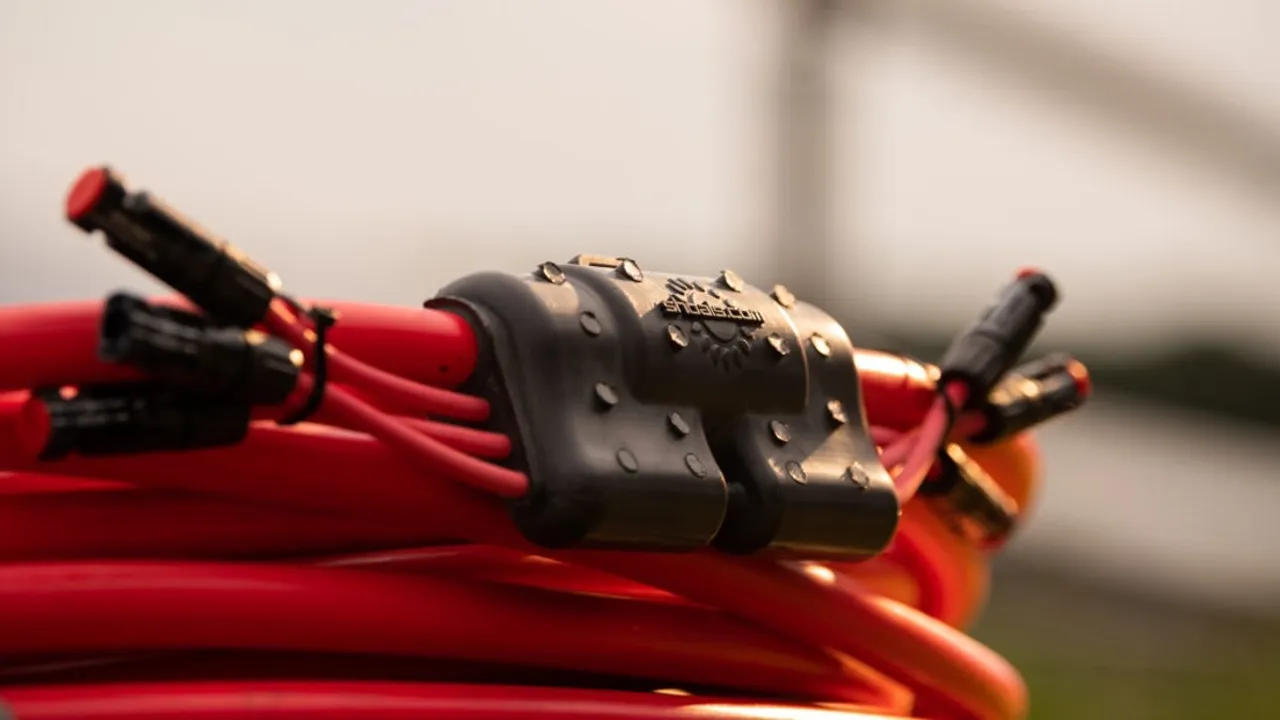 Shoals’ modular EBOS technology has supported utility-scale deployment with reduced labor and improved energy performance in Chile.