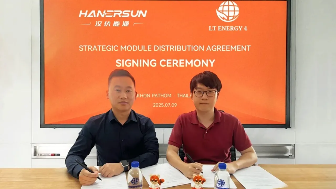 Rectangular design of the 210R modules has enabled better container use and reduced installation costs.