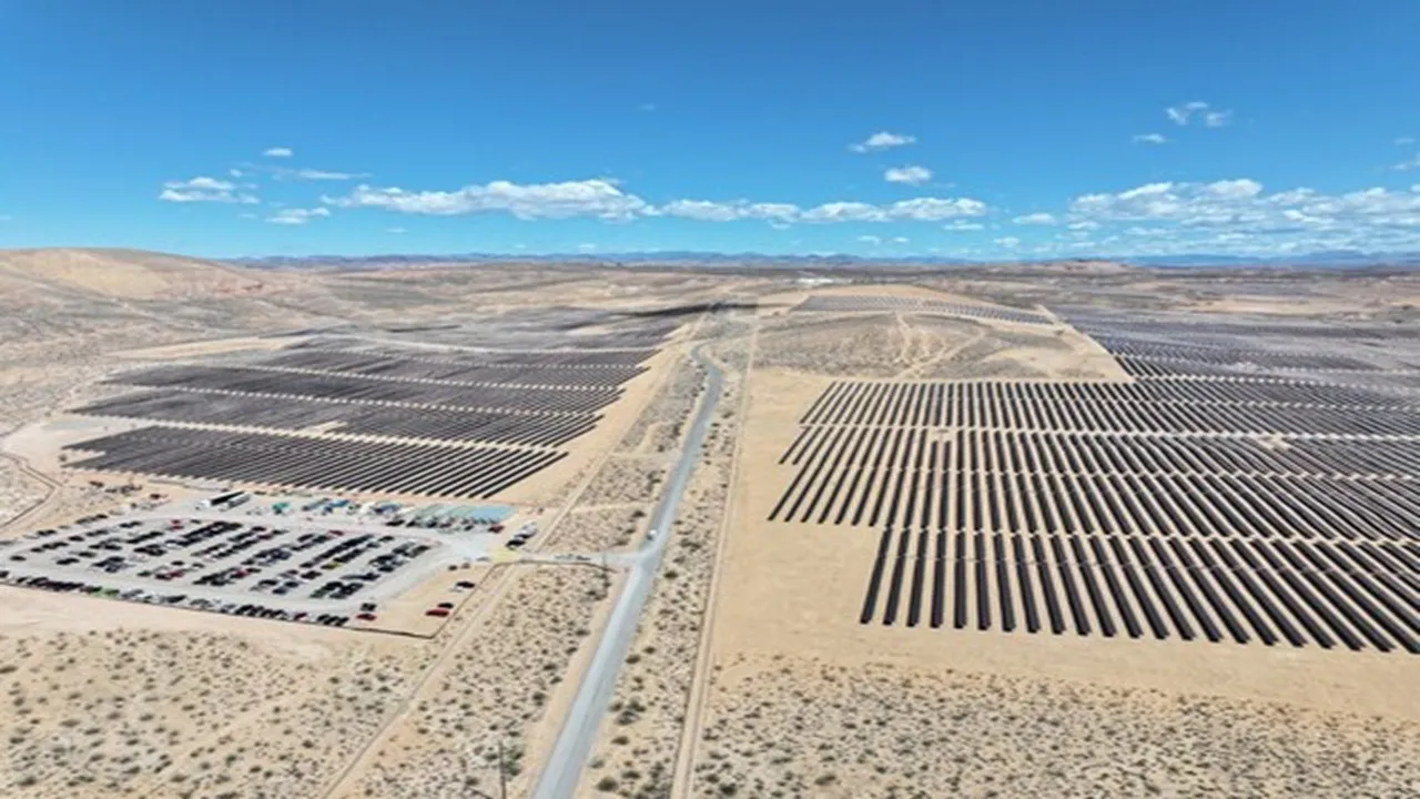 Escape’s first 70 MW phase has started supplying power to Overton, Caesars, and Wynn ahead of schedule.