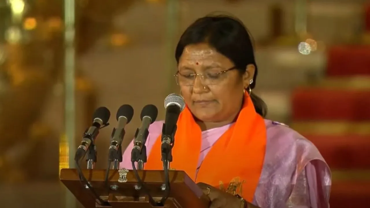 woman cabinet minister