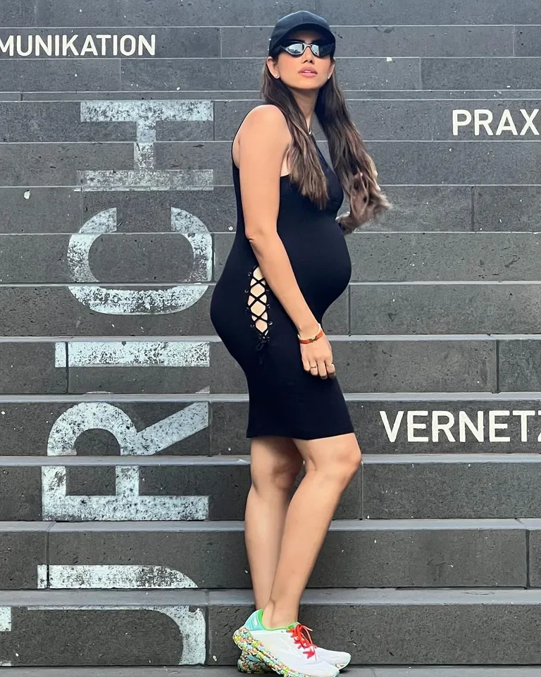 sonnalli sehgal pregnancy