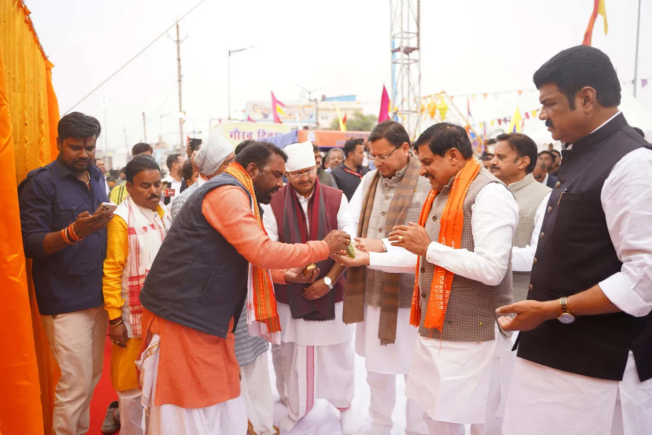 CM Mohan Yadav Uttarakhand Chief Minister Pushkar Singh Dhami