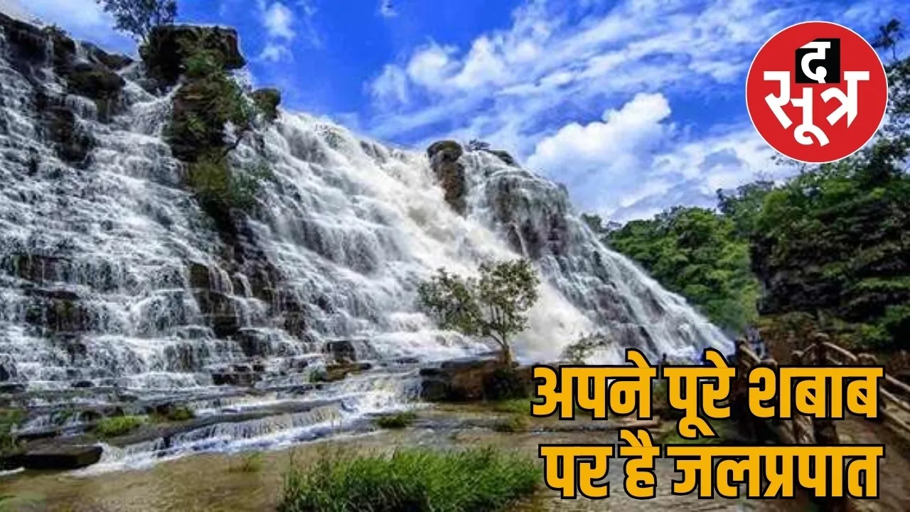 Crowds increased tourist spots no security arrangement 4 drowned waterfall