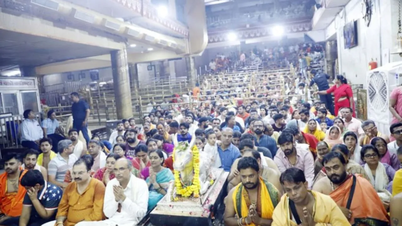 शराब वाले बयान पर बुरे फंसे पटवारी (31)