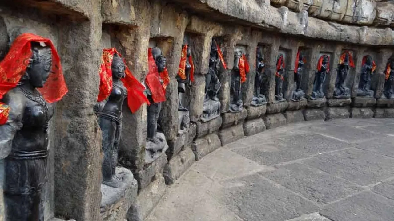 64 yogini mandir morenaa