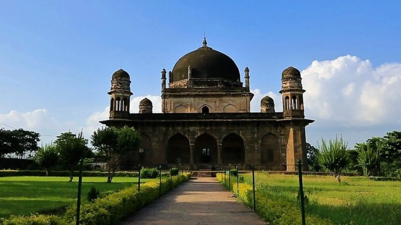 burhaanpur tajmahal
