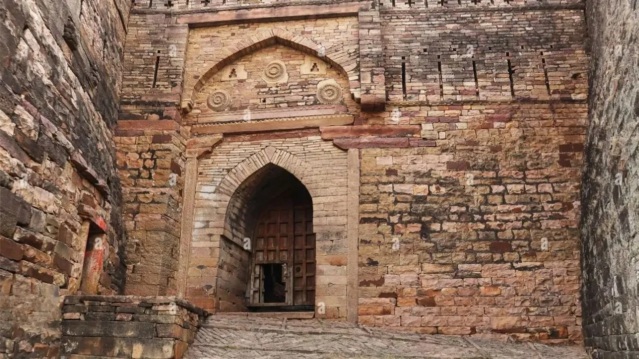 chanderi fort