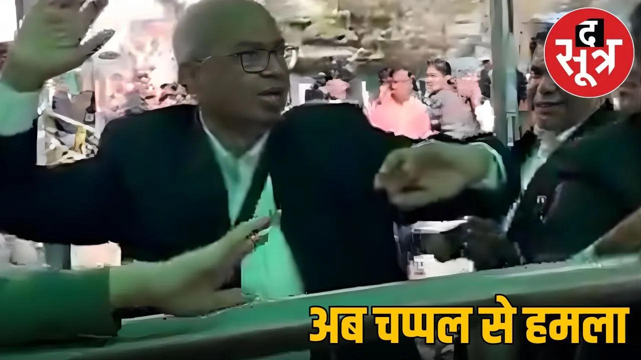 atteck on rakesh kishore in delhi court